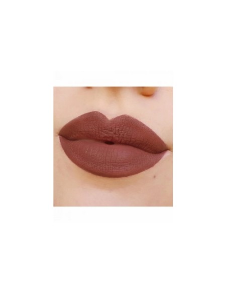 Astra Hypnotize Liquid Lipstick Mat N°01 Ambitious