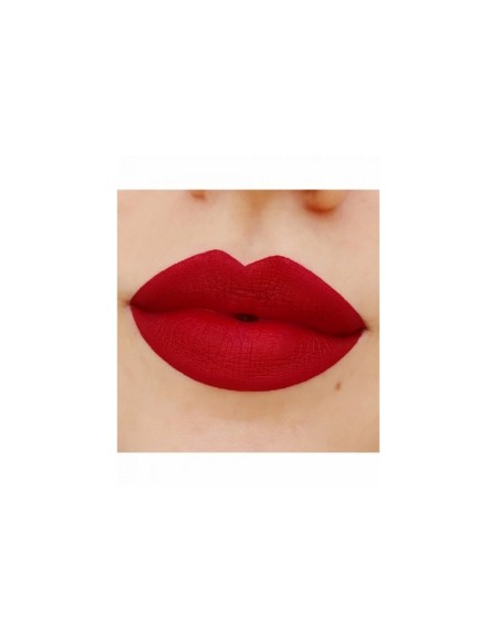 Astra Hypnotize Liquid Lipstick Mat N°04 Diva